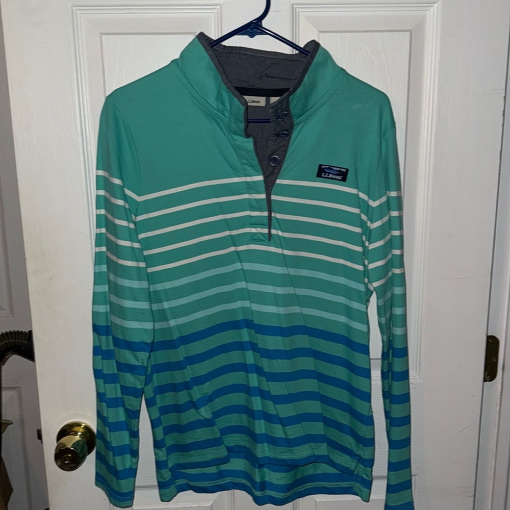 LL bean longsleeve
